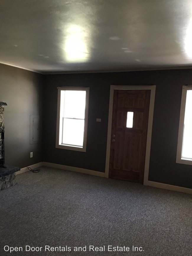 Building Photo - 3 br, 1 bath House - 12815 Clay St
