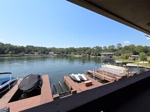 Building Photo - 801 River Rd