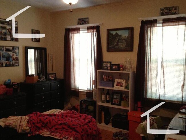 Foto del edificio - Brighton 5 Bed 2 Bath 9/1