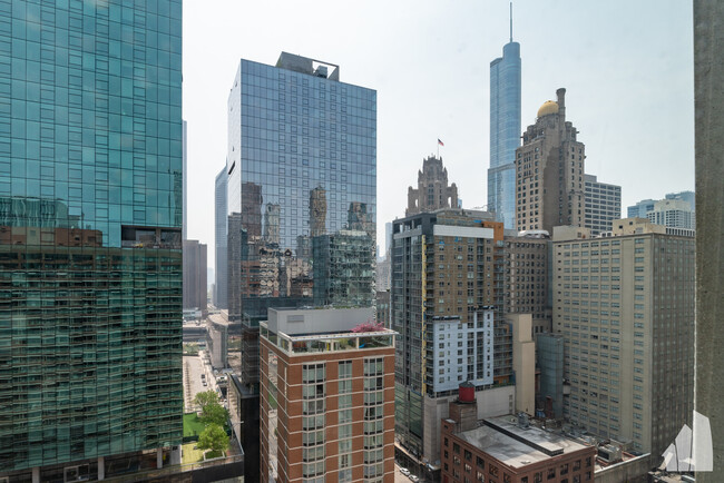 Foto del edificio - 211 E Ohio St