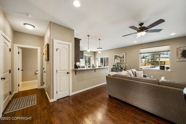 Foto del edificio - 921 E Snow Hill Ave