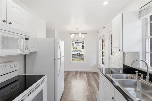 Building Photo - 6914 San Mateo Blvd