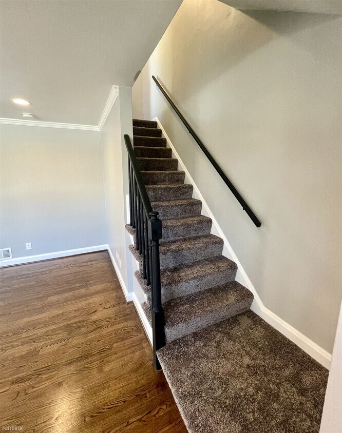 Primary Photo - 3 br, 2 bath Townhome - 837 Bosley Avenue