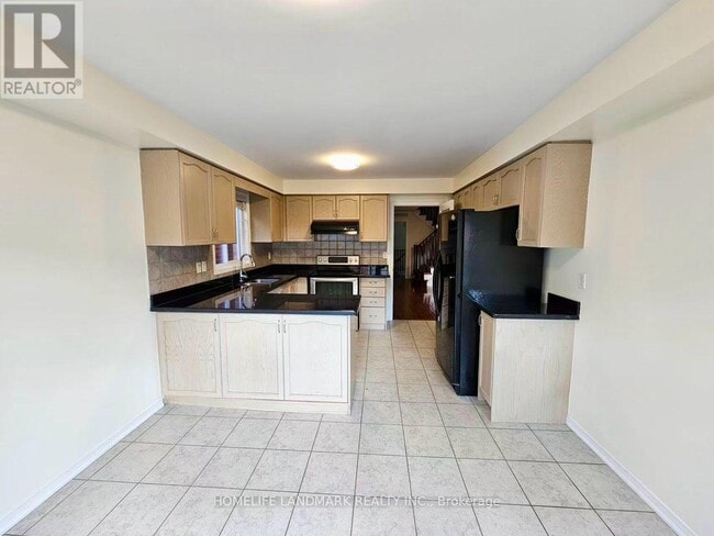 Building Photo - 56 Briarcrest Dr