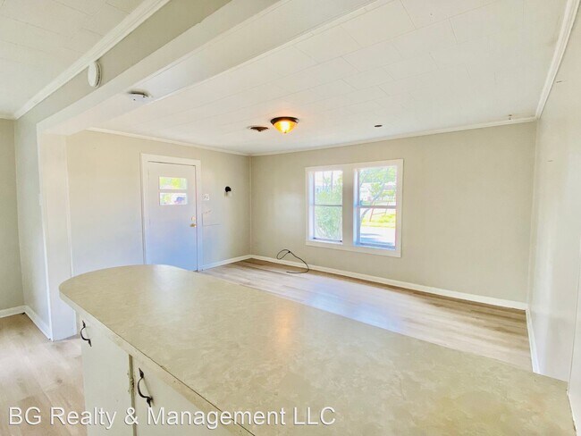 Foto del edificio - 3 br, 1 bath House - 502 Elias