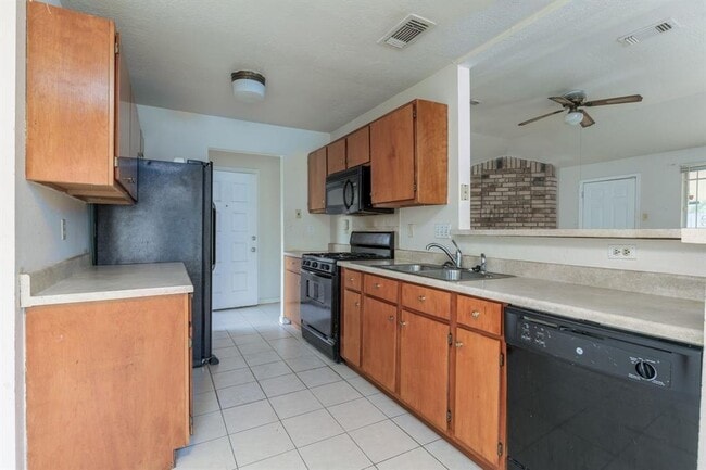 Building Photo - 3318 Creek Grove Dr