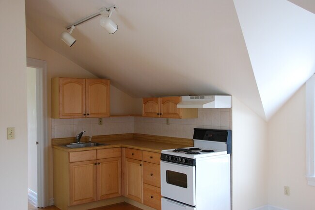 Foto del edificio - 2120 Hazen St