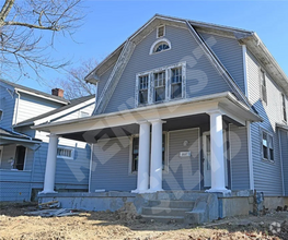 Building Photo - 2112 Ravenwood Ave