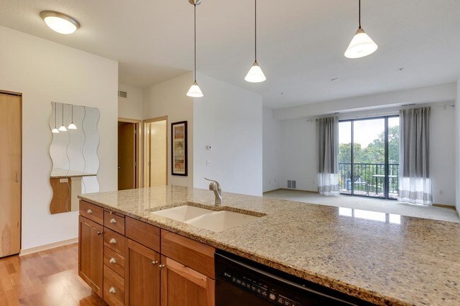 Building Photo - 4525 Park Commons Dr