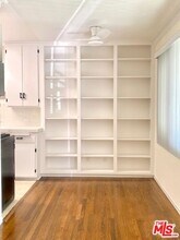 Building Photo - 422 S Maple Dr