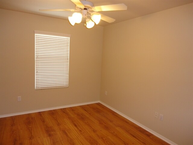 Foto del edificio - 4056 E Constitution Court