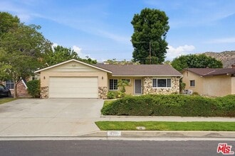 Building Photo - 6701 Neddy Ave