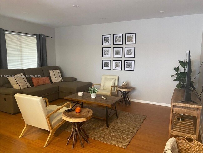 Foto del edificio - 3050 NE 5th Terrace