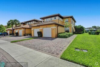 Building Photo - 8246 NW 127th Ln
