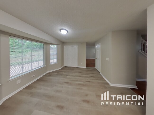 Building Photo - 2214 Marbut Farms Trce Lithonia GA