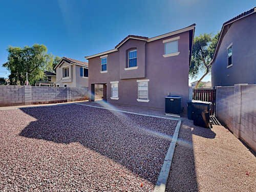 Foto del edificio - 3122 S Penrose Ct