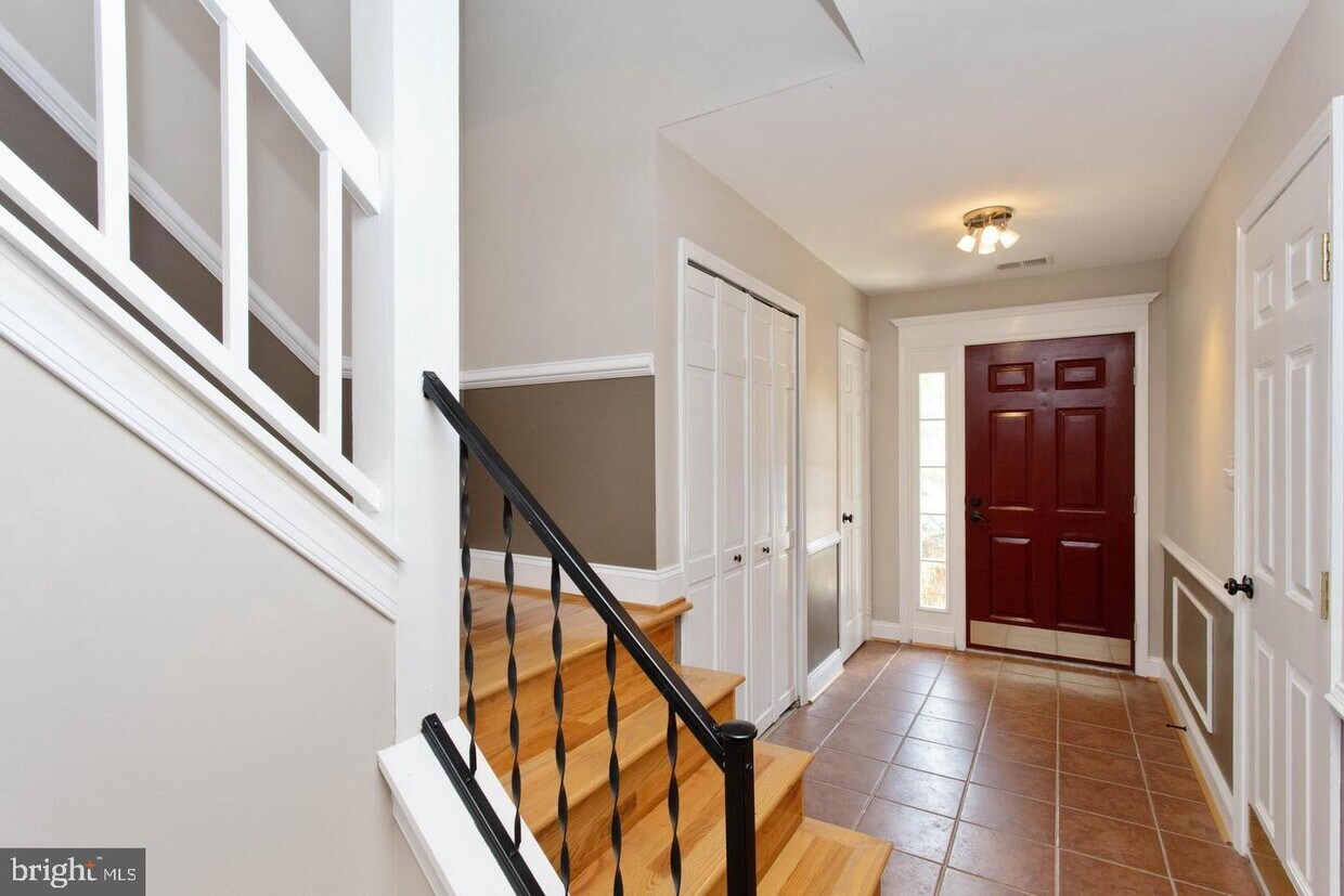 9626 Hadleigh Ct, Laurel, MD 20723 Townhome Rentals in Laurel MD