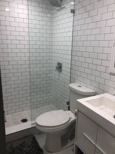 Bathroom - 97 Somers St