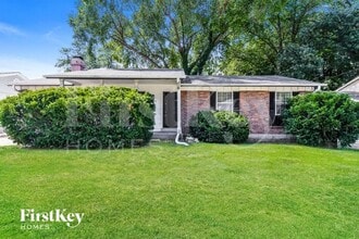 Building Photo - 2030 E Humes Ln