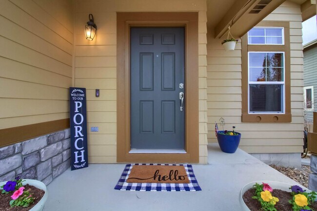 Building Photo - Highlands Ranch Spacious 3 bed 2.5 bath