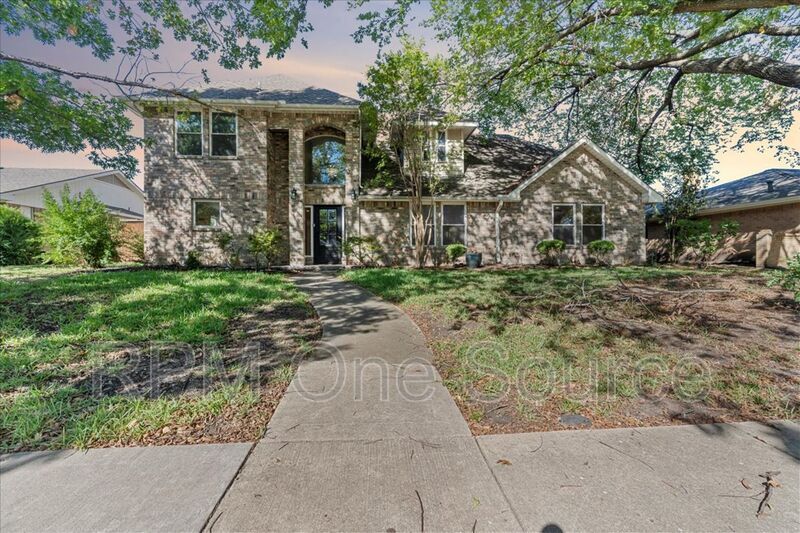 Foto principal - 3109 Lynbrook Dr