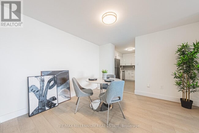 Building Photo - 2220 Marine Dr