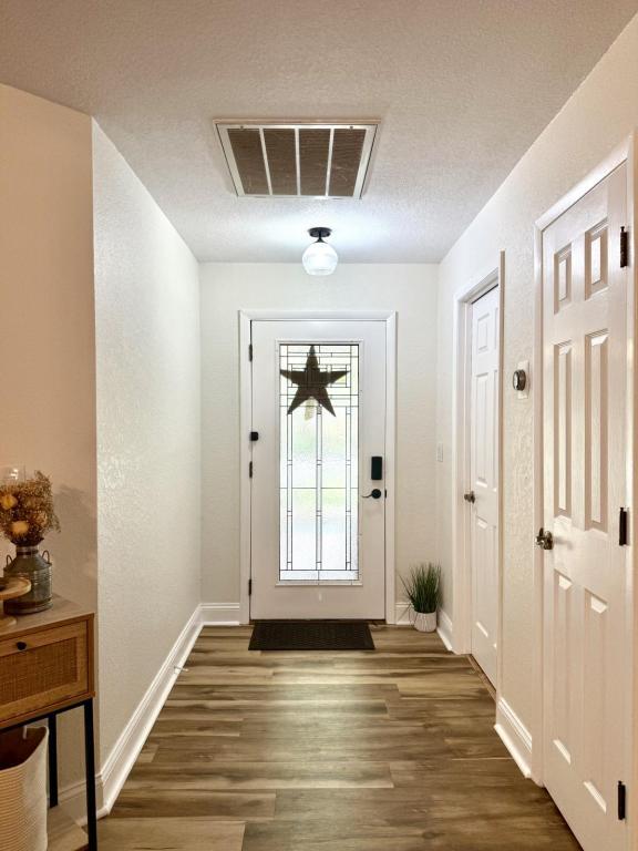 Building Photo - 4829 Wildflower Dr