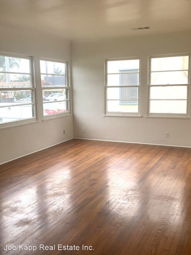 Foto del edificio - 2 br, 1 bath House - 75 N. Santa Rosa Street