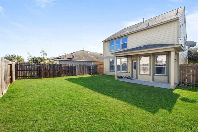 Foto del edificio - 26122 Parkman Grove Dr