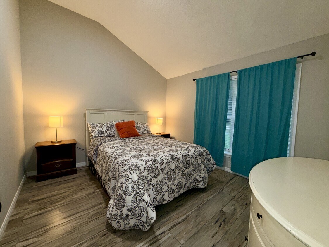 Foto principal - 3030 Amelia Rd