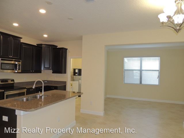 Building Photo - 3 br, 2.5 bath House - 13327 PENSHURST LN