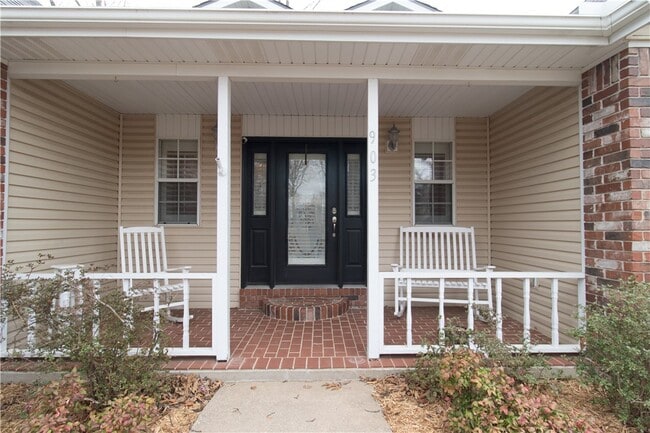 Building Photo - 903 Red Fox Cir