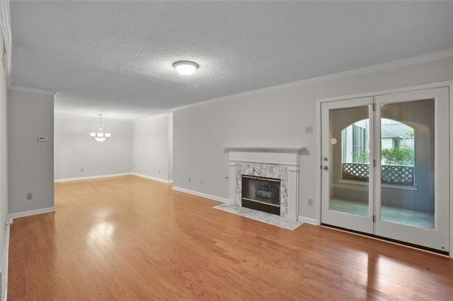 Foto del edificio - 202 Peachtree Forest Dr