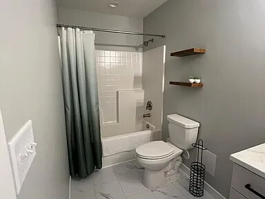 Foto del edificio - 418 W 18th St