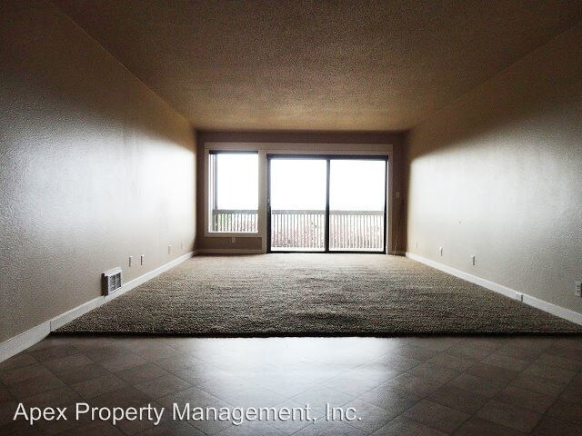 Building Photo - 924 N Garden St