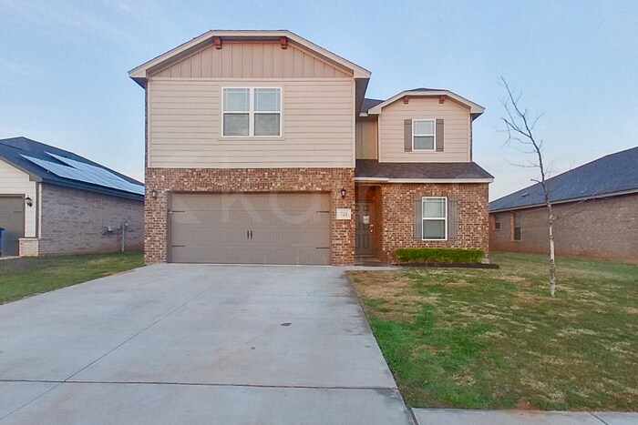 Foto principal - 721 St James Pl