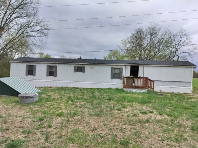 Building Photo - 7720 N Hen Peck Rd