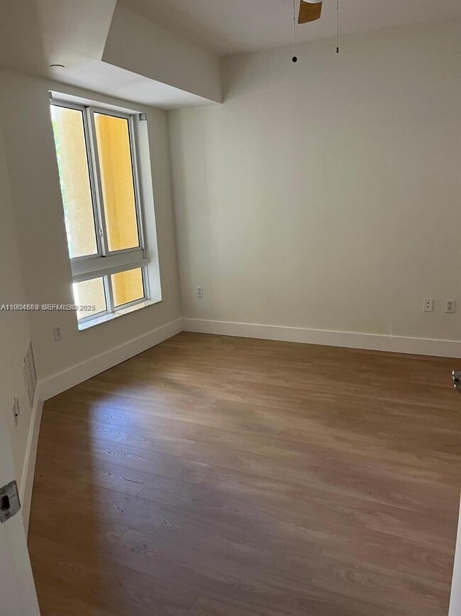 Foto del edificio - 7355 SW 89th St