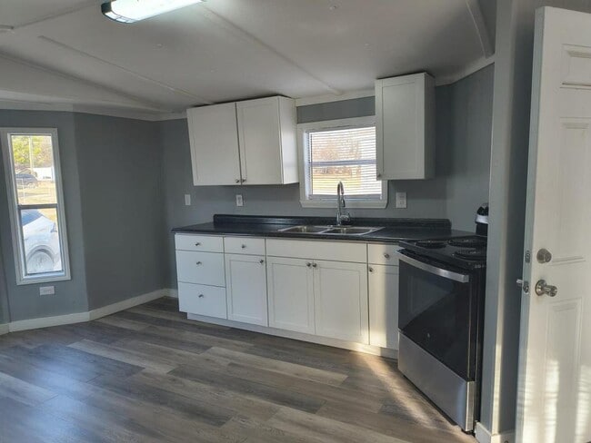 Foto del edificio - 814 S Kern Ave