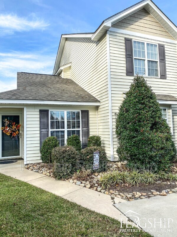 Building Photo - 1310 Thomas Langston Rd