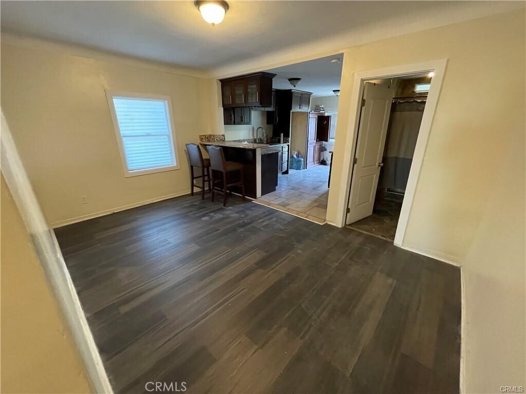 Primary Photo - 1102 N Alma Ave
