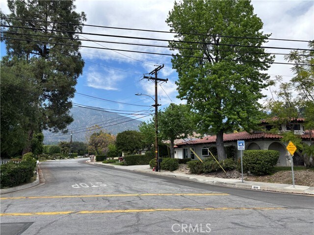 Foto del edificio - 130 E Sycamore Ave