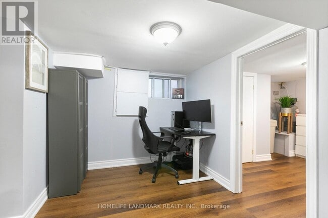Building Photo - 35 Wallington Ave