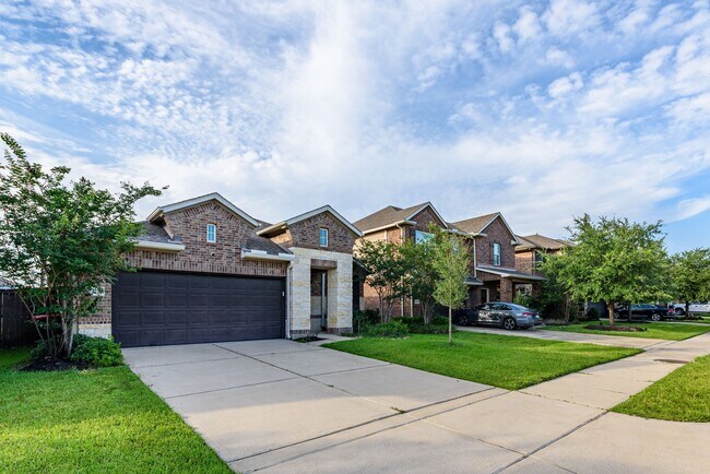 Foto del edificio - 24230 Prairie Glen Ln