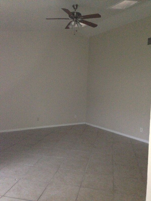 Building Photo - 432 Kings Manor Ln