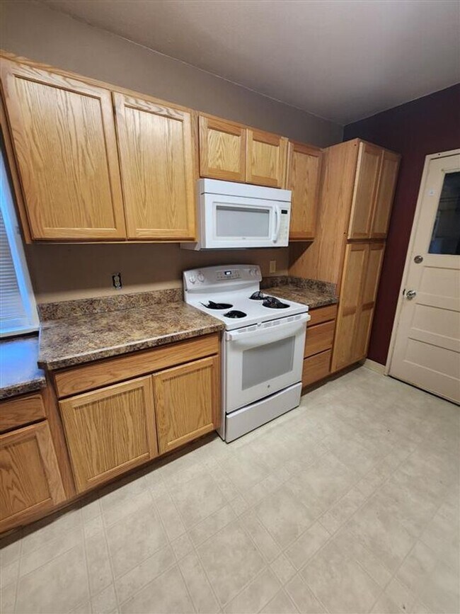 Foto del edificio - Two bedroom house in laurel