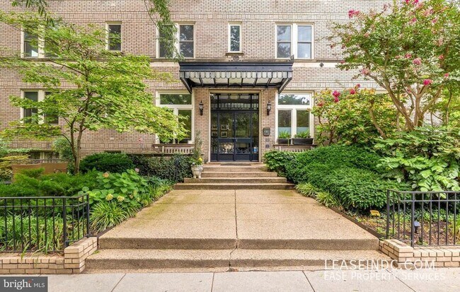 Foto del edificio - 1916 17th St NW