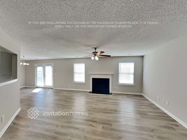 Foto del edificio - 3504 Devon Chase Rd