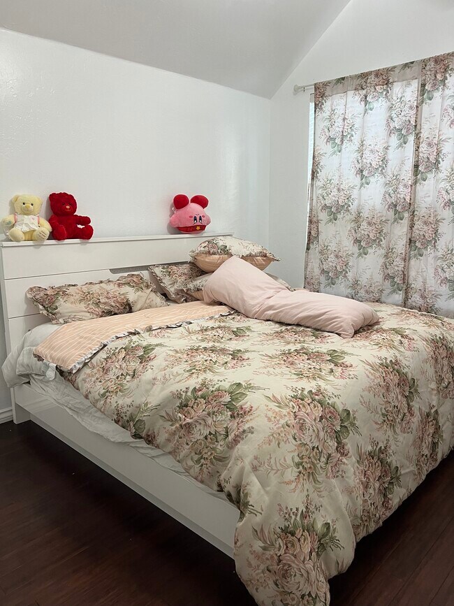 Foto del edificio - 16512 Village Garden Dr