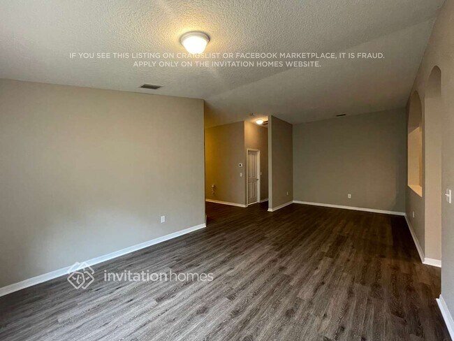 Building Photo - 13030 Old Florida Cir